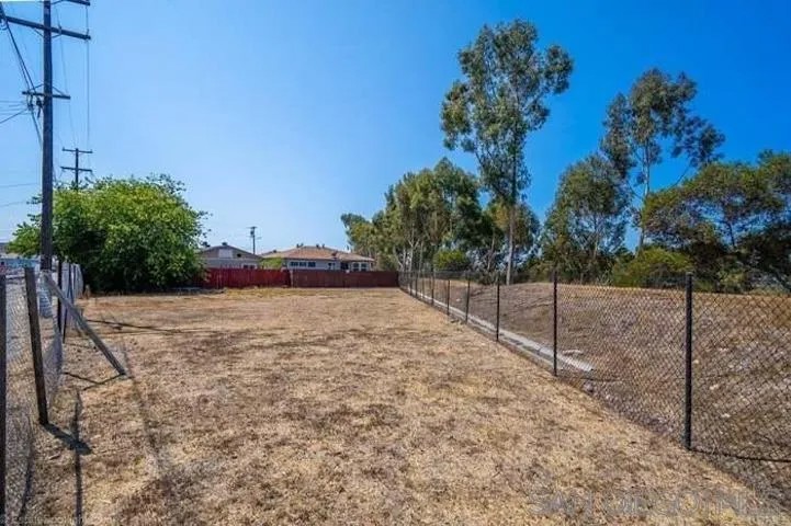 0 Dwight St