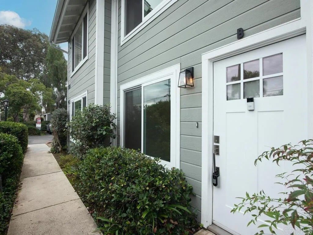 Photo of 2525 Jefferson Street #B, Carlsbad, CA 92008 (MLS # NDP2510967)