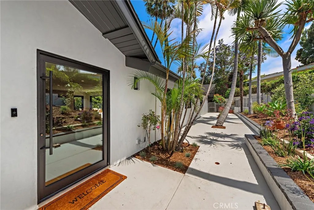 31842 Paseo Cielo