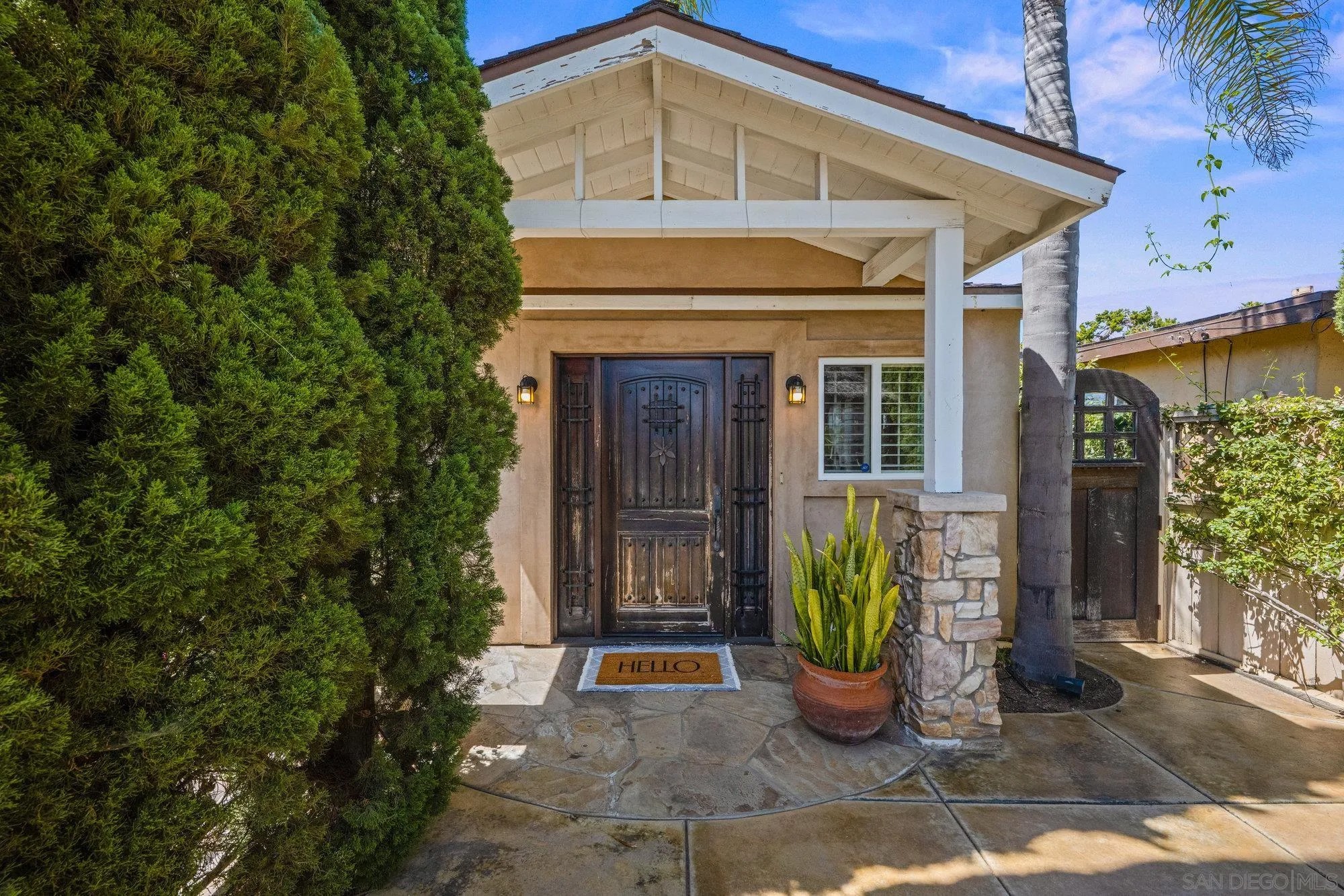 1568 Pacific Beach Dr