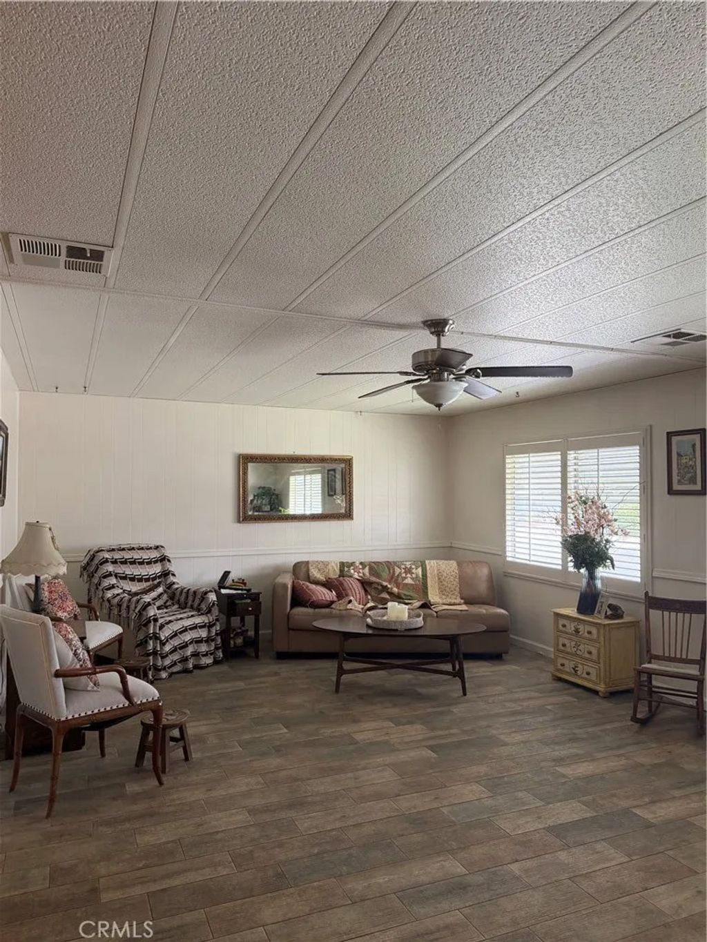 Photo of 1025 S Lyon Ave, Hemet, CA 92543 (MLS # SW26018120)