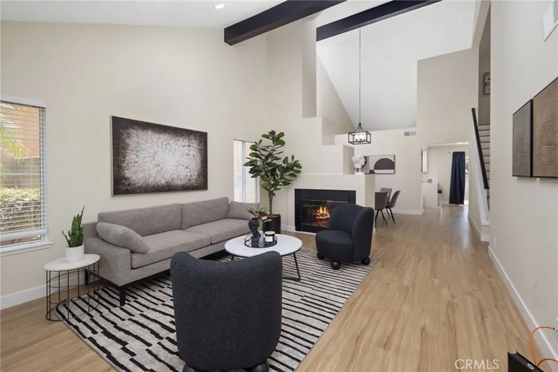 15737 Firethorn