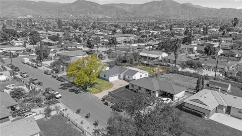 Photo of 7715 Rogers Lane, San Bernardino, CA 92410 (MLS # IV26033408)