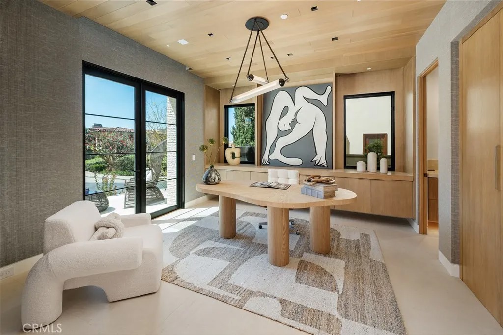 13 Ritz Cove Drive