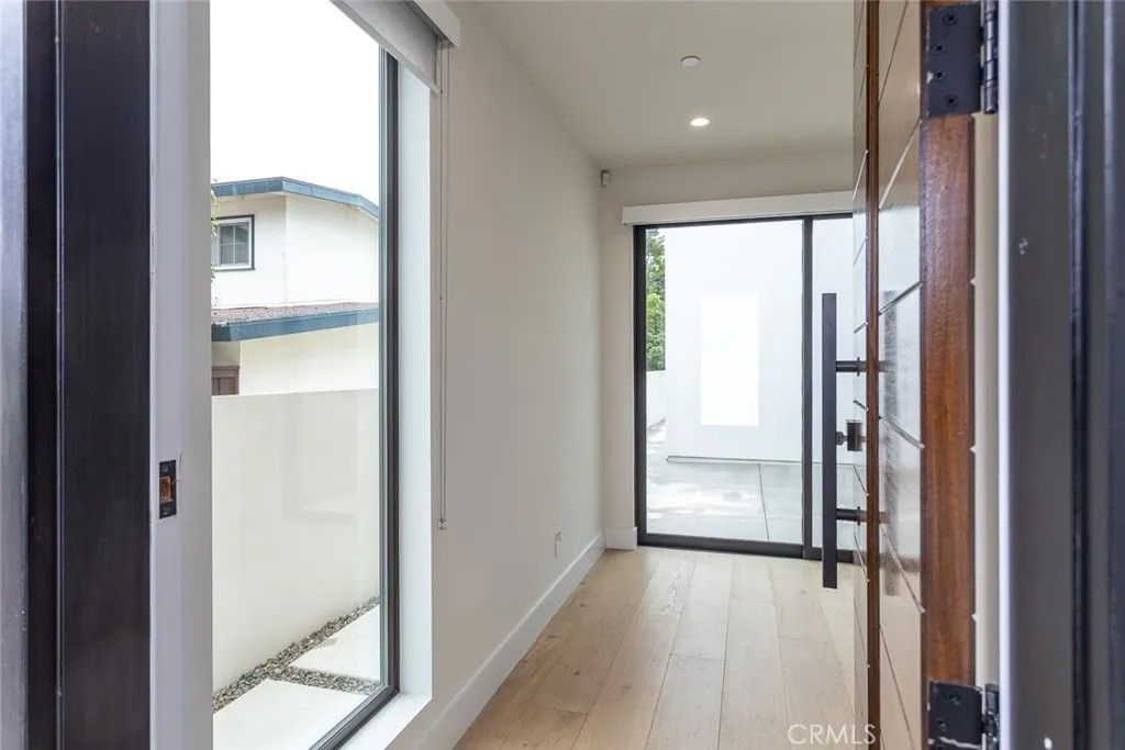 Photo of 1511 Cliff Dr, Newport Beach, CA 92663 (MLS # IG25237780)