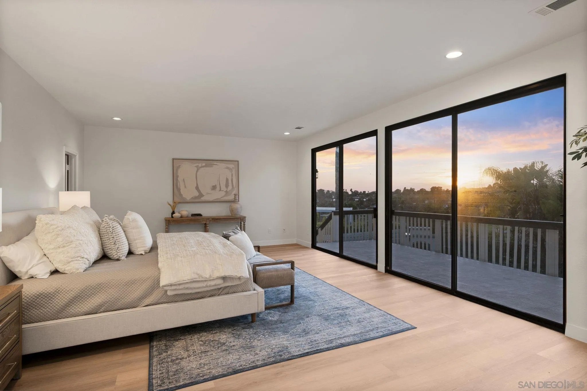 7001 Almaden Ln