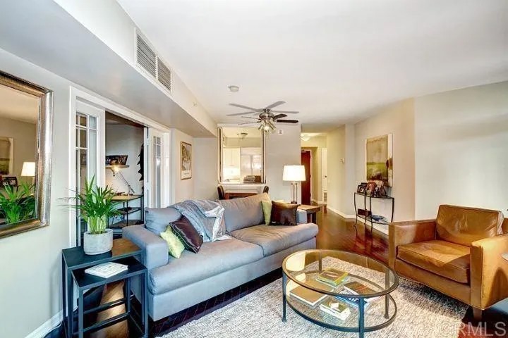 500 W Harbor Drive 318