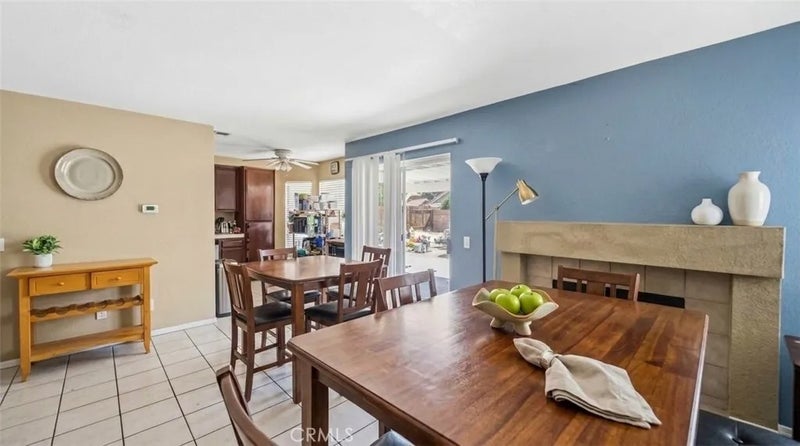 44440 Avenida Del Rio