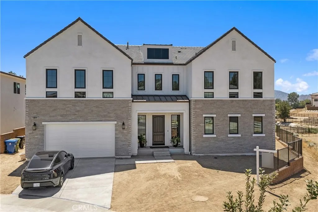 11091 Woodcrest Court