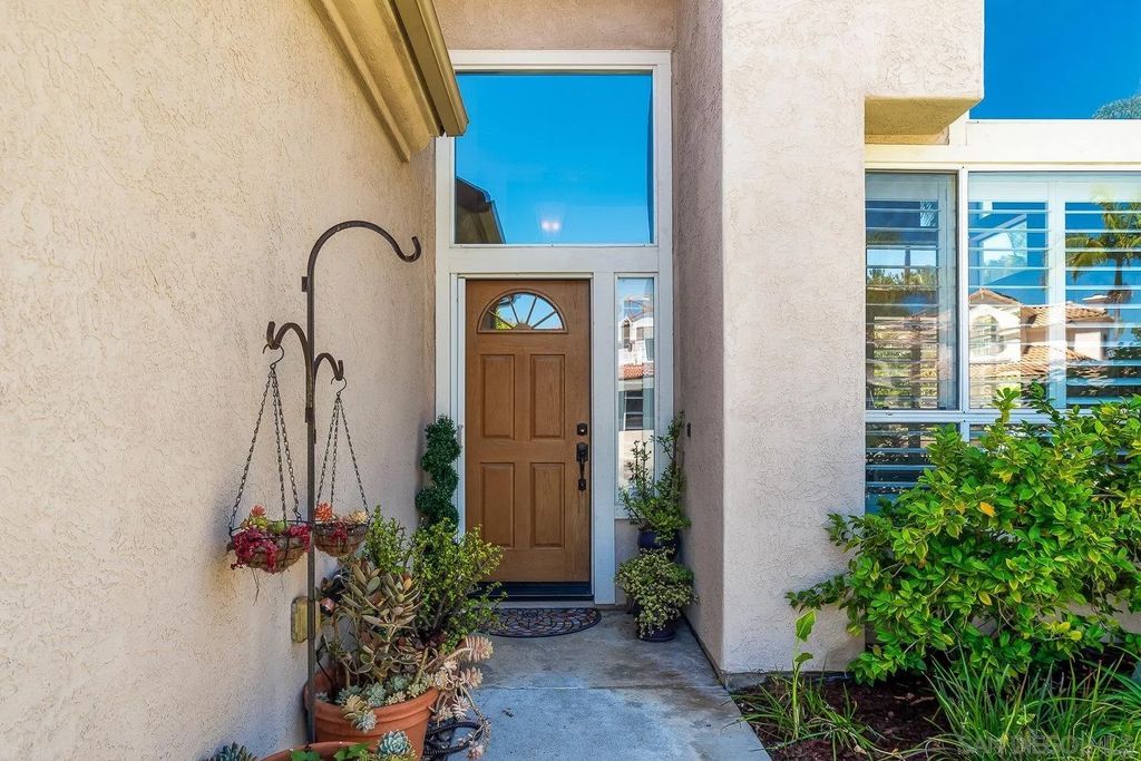 Photo of 1349 Toulon St, Oceanside, CA 92056 (MLS # 260016948)