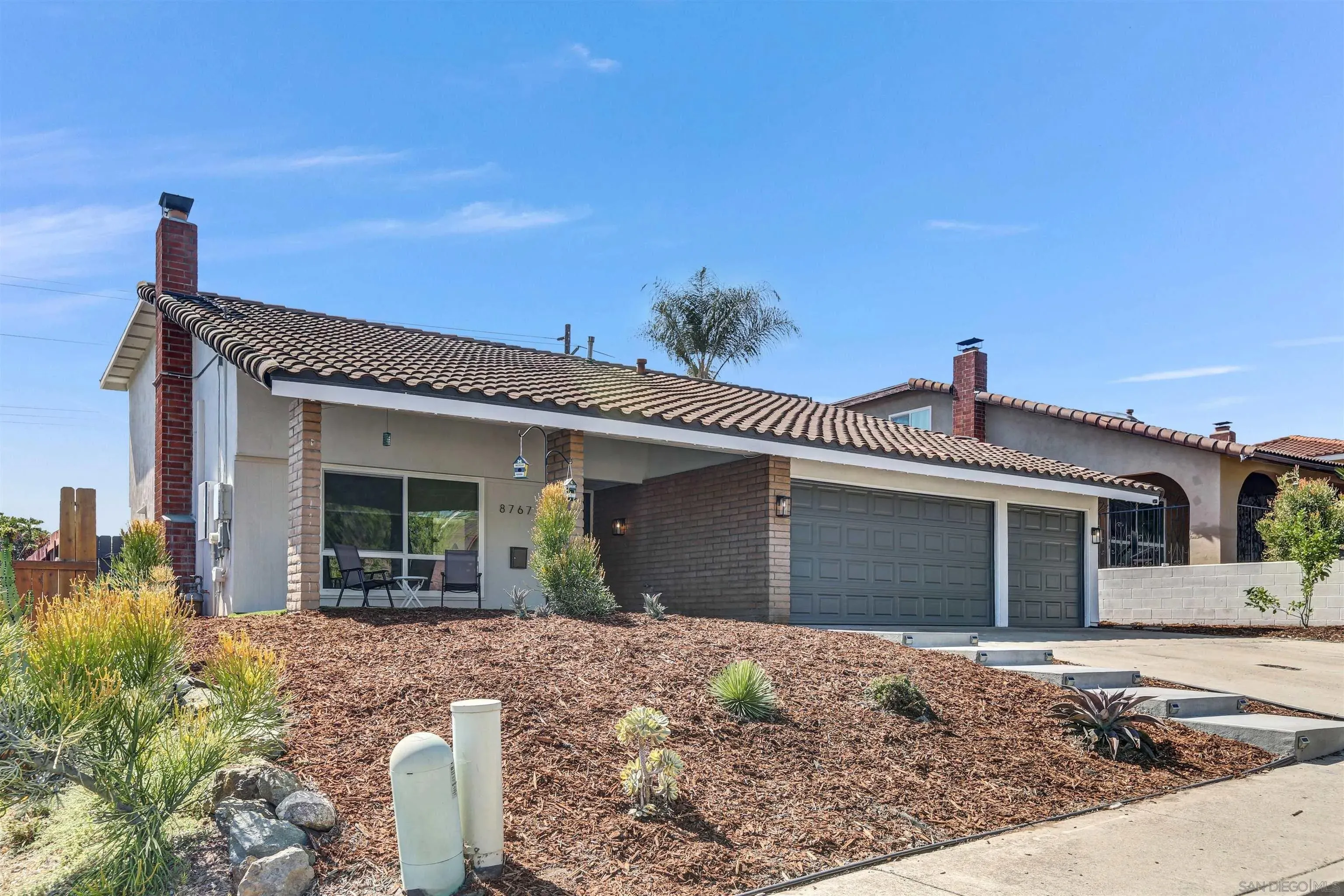 San Diego, California 92119, United States, 4 Bedrooms Bedrooms, ,3 BathroomsBathrooms,Residential,Active,219652