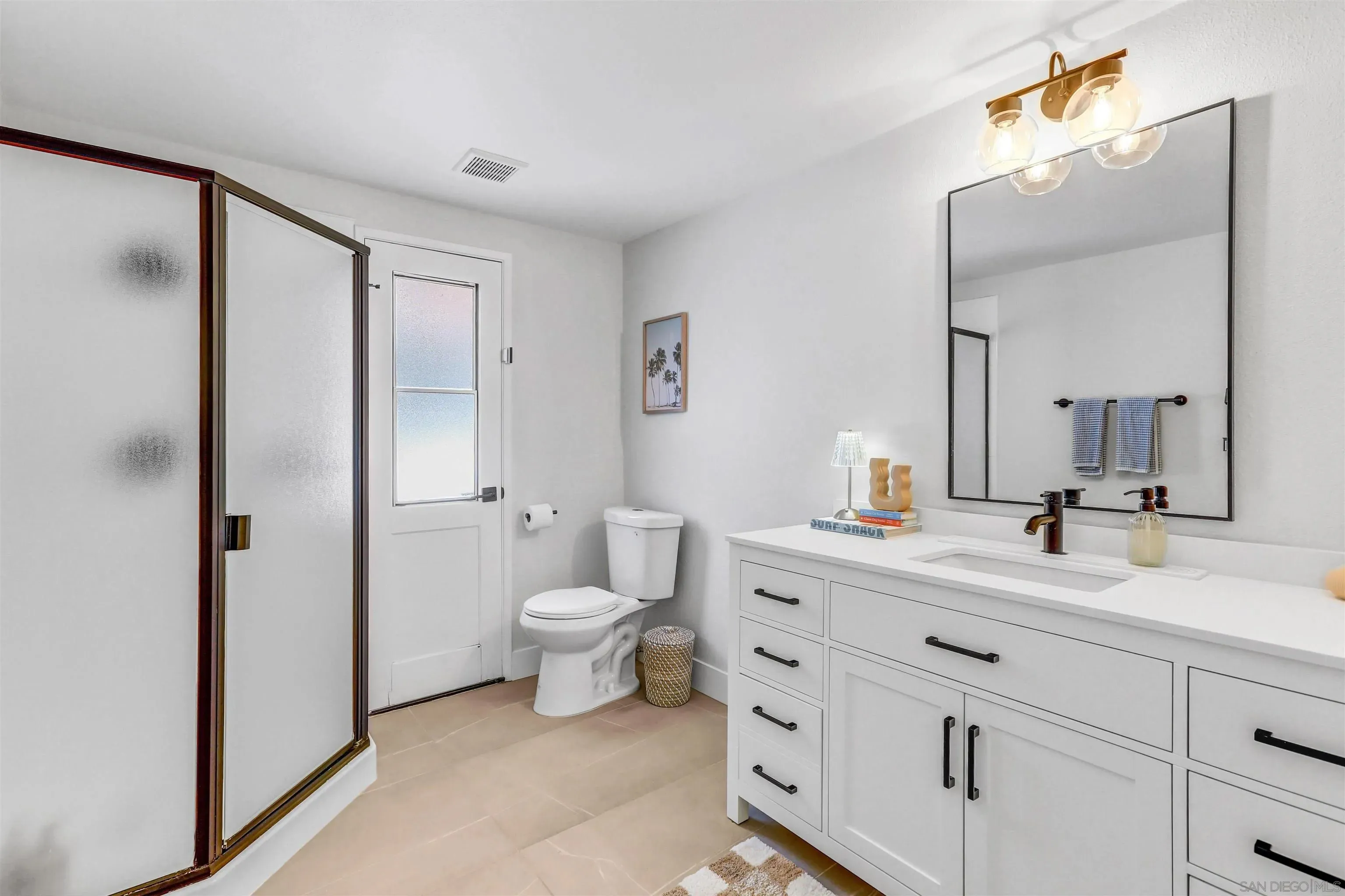 San Diego, California 92119, United States, 4 Bedrooms Bedrooms, ,3 BathroomsBathrooms,Residential,Active,219652