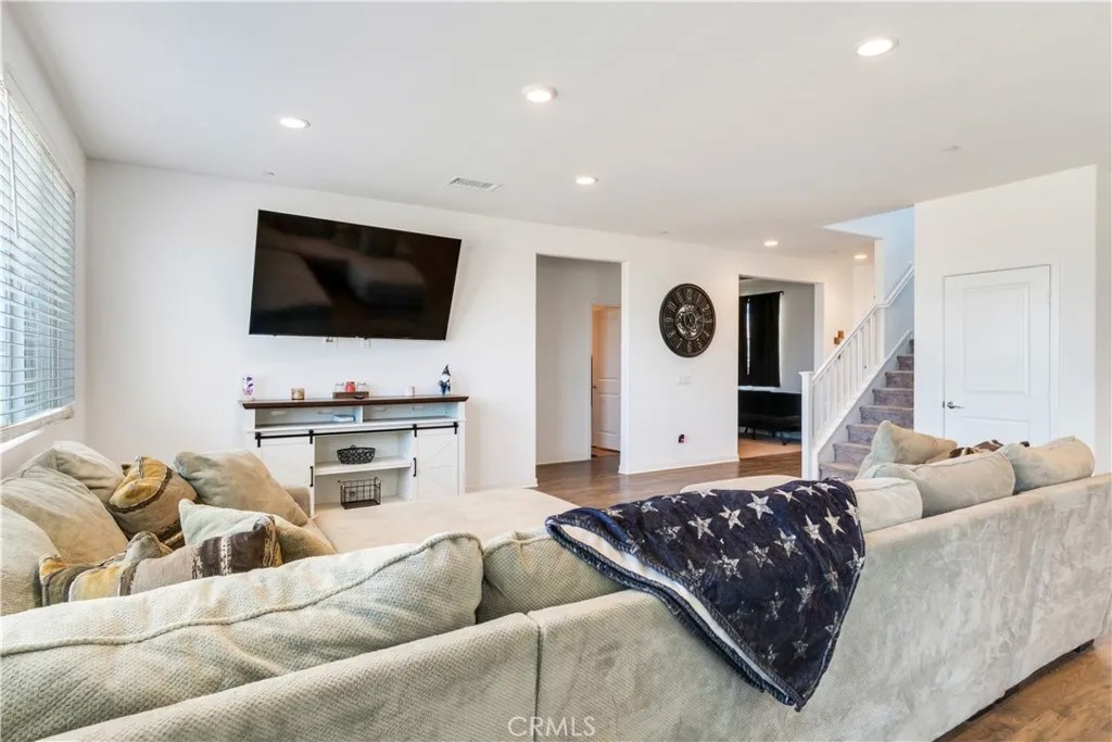 14049 Amorosa Ct