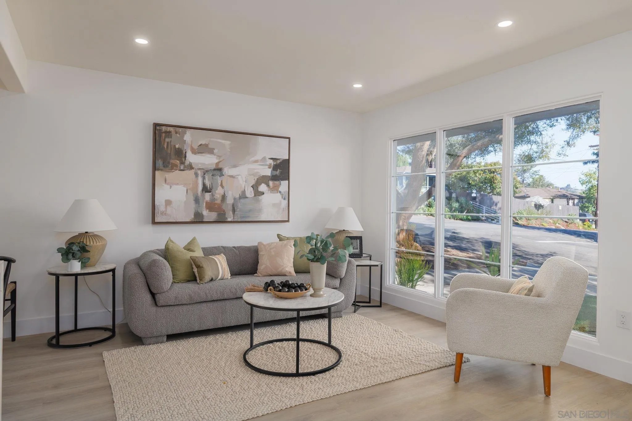 7730 Loma Vista