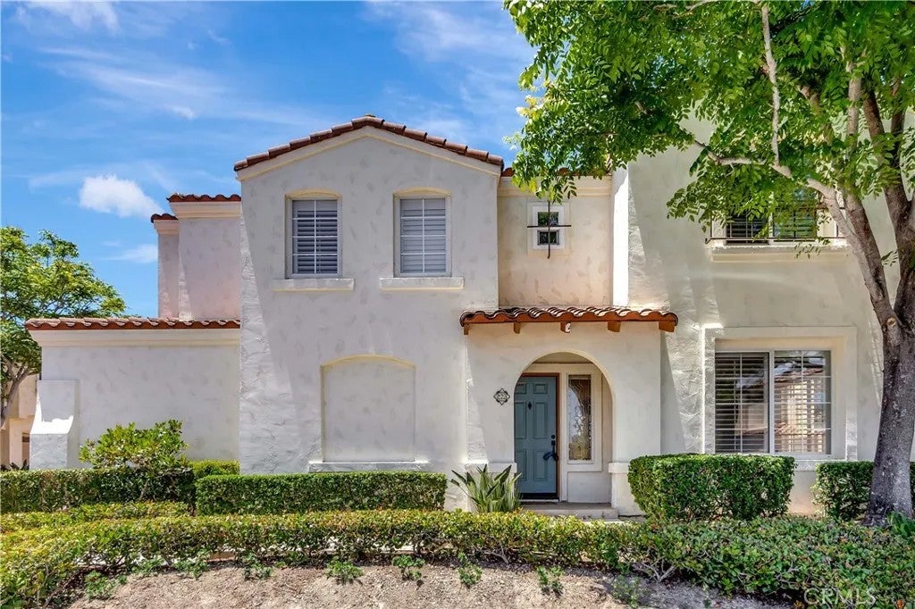 Photo of 2 Vista Del Cerro, Aliso Viejo, CA 92656 (MLS # OC26129383)