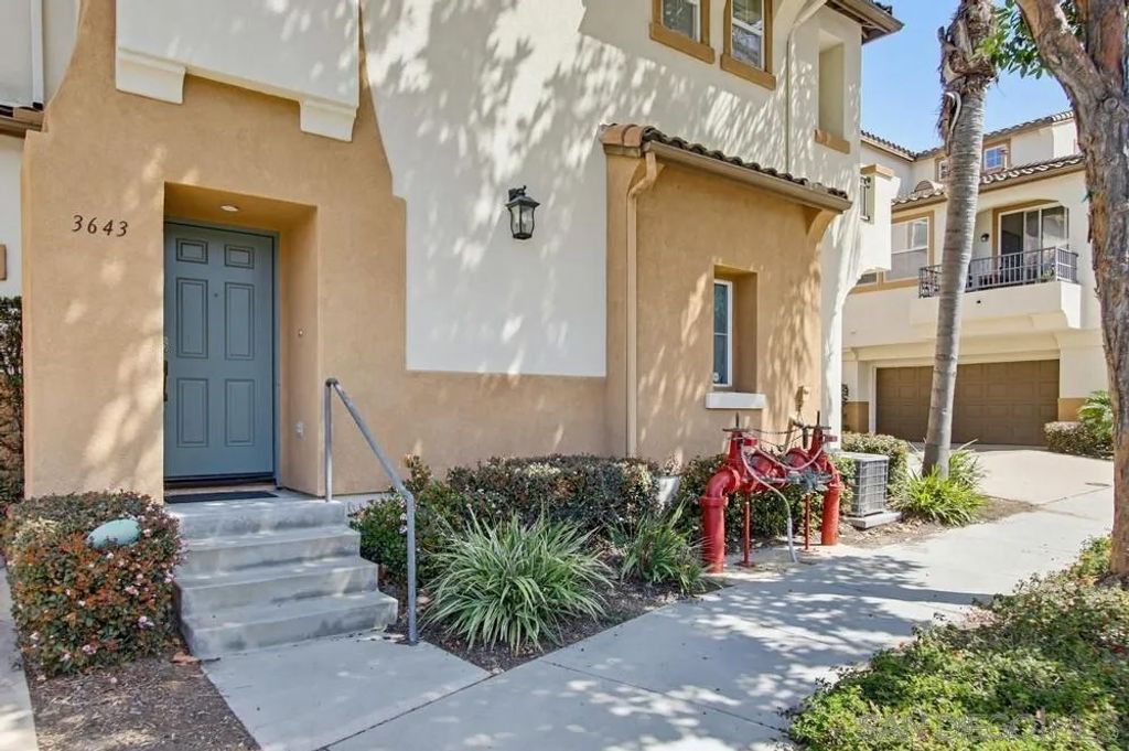 Photo of 3643 Jetty Point, Carlsbad, CA 92010 (MLS # 260009778)