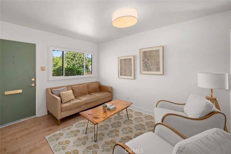321 Tolosa Way
