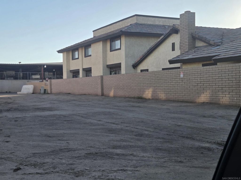 Photo of 432 W D Street, Brawley, CA 92227 (MLS # 2600494)