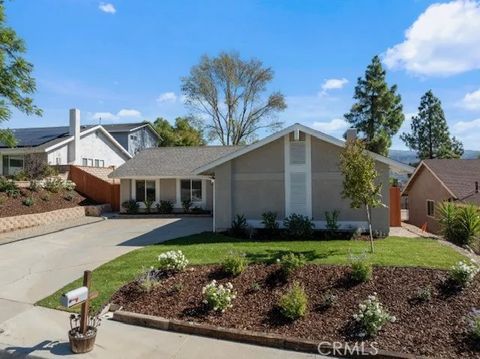 Photo of 28434 Alder Peak Ave, Canyon Country, CA 91387 (MLS # SR25246969) Photo of 28434 Alder Peak Ave, Canyon Country, CA 91387 (MLS # SR25246969)