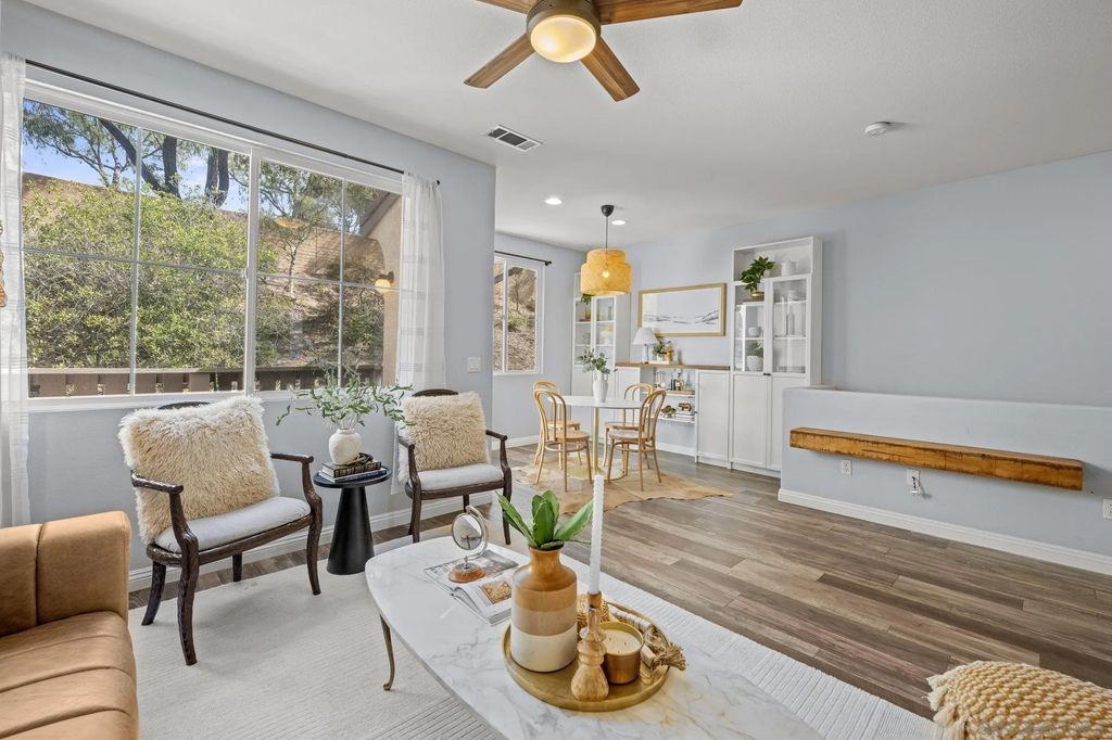 Photo of 6008 Paseo Salinero, Carlsbad, CA 92009 (MLS # 250038753)