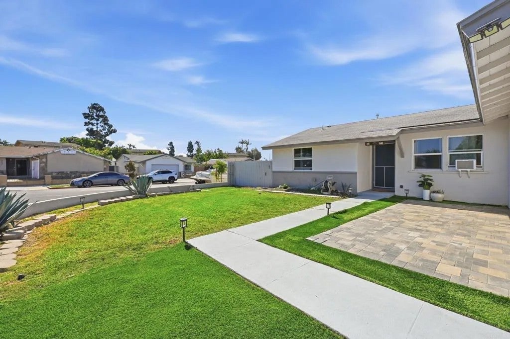 394 Coralwood Dr