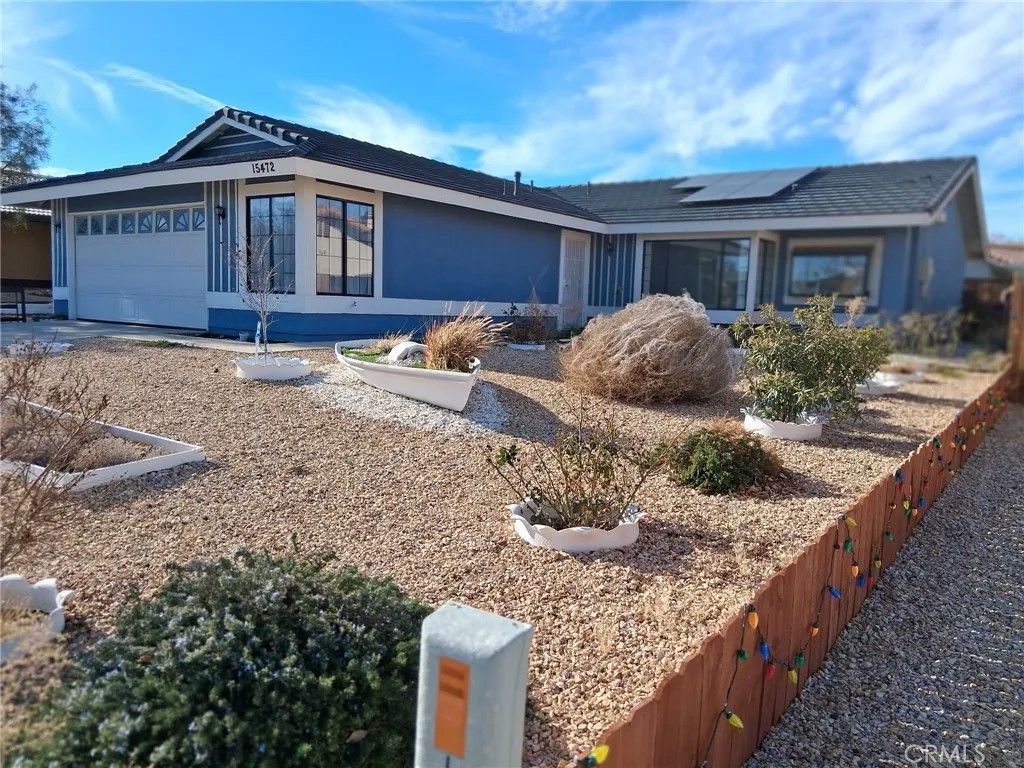 Photo of 15472 Mesquite Ave, Victorville, CA 92394 (MLS # CV26020645)