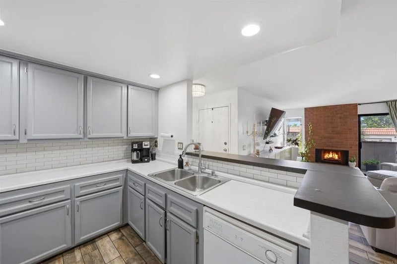 110 N 2nd Avenue 30