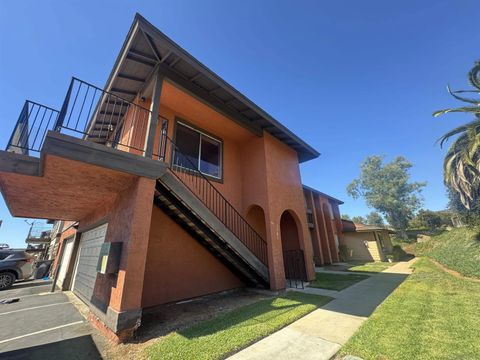 Photo of 1701 Summertime Dr, El Cajon, CA 92021 (MLS # 250039806)