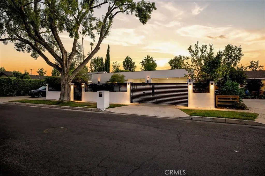 5741 Ostrom
