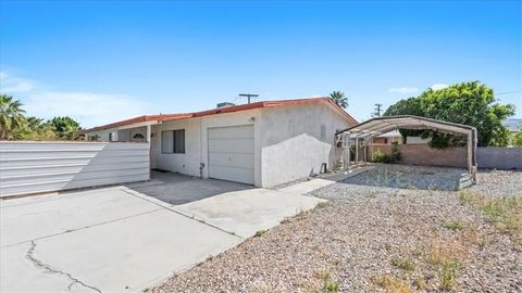 Photo of 4325 E Calle De Carlos, Palm Springs, CA 92264 (MLS # CV26045655)