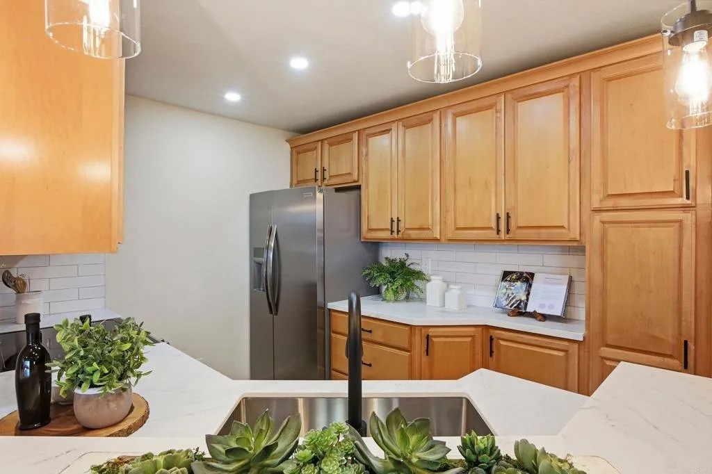 7187 Camino Degrazia 84