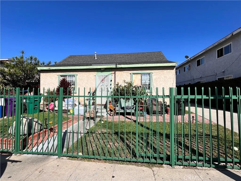 Photo of 2430 Atlantic AVE, Long Beach, CA 90806 (MLS # PW26201437)