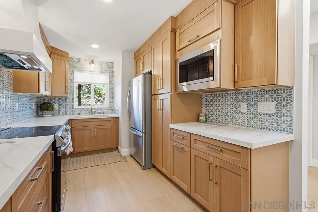 Photo of 820 Encinitas Blvd, Encinitas, CA 92024 (MLS # 260003684)