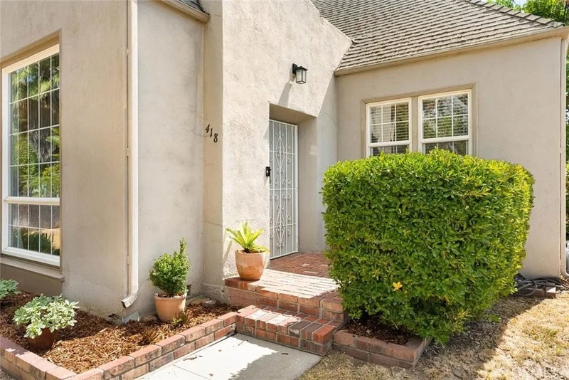 418 W Laurel Street