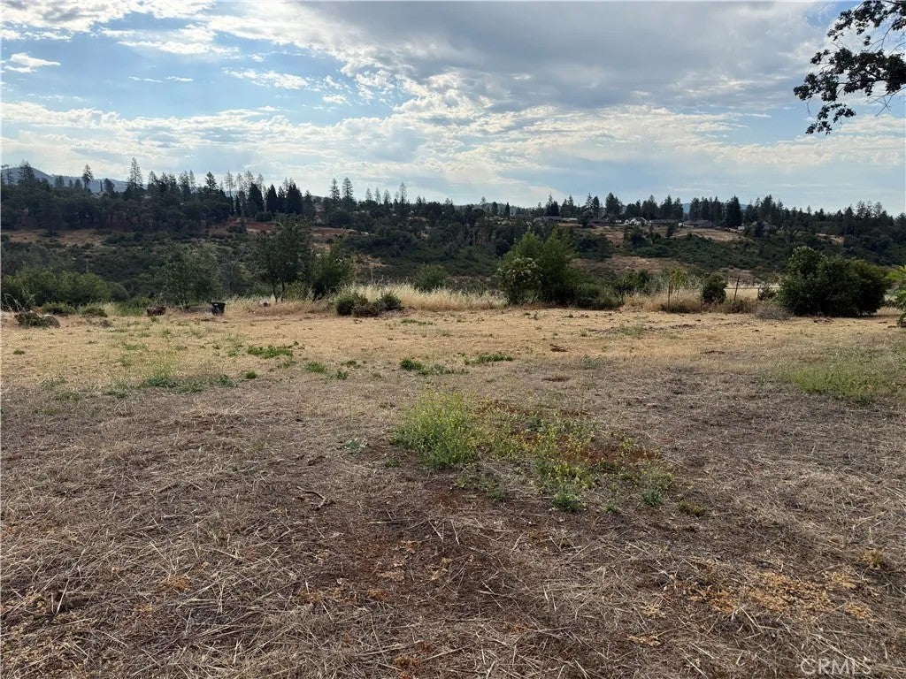 Photo of 5270 Edgewood Ln, Paradise, CA 95969 (MLS # PA26130051)