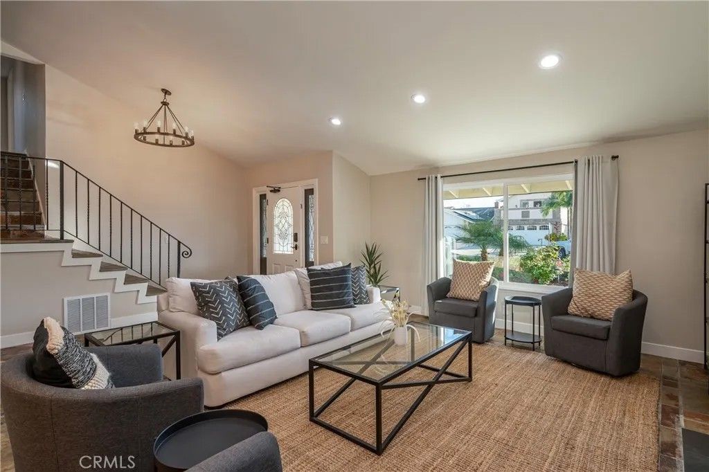 Photo of 409 W Sierra Dr, Santa Ana, CA 92707 (MLS # OC26095359)