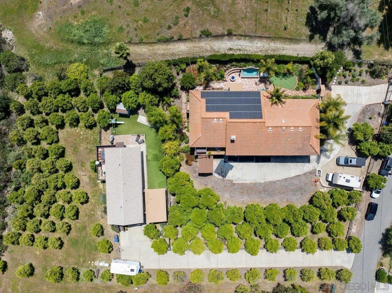 1379 Sunny Heights Road