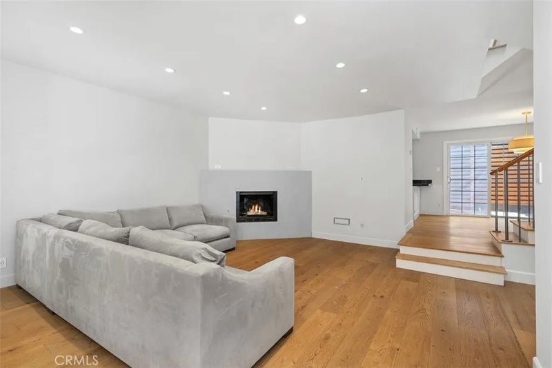 1171 Stanford