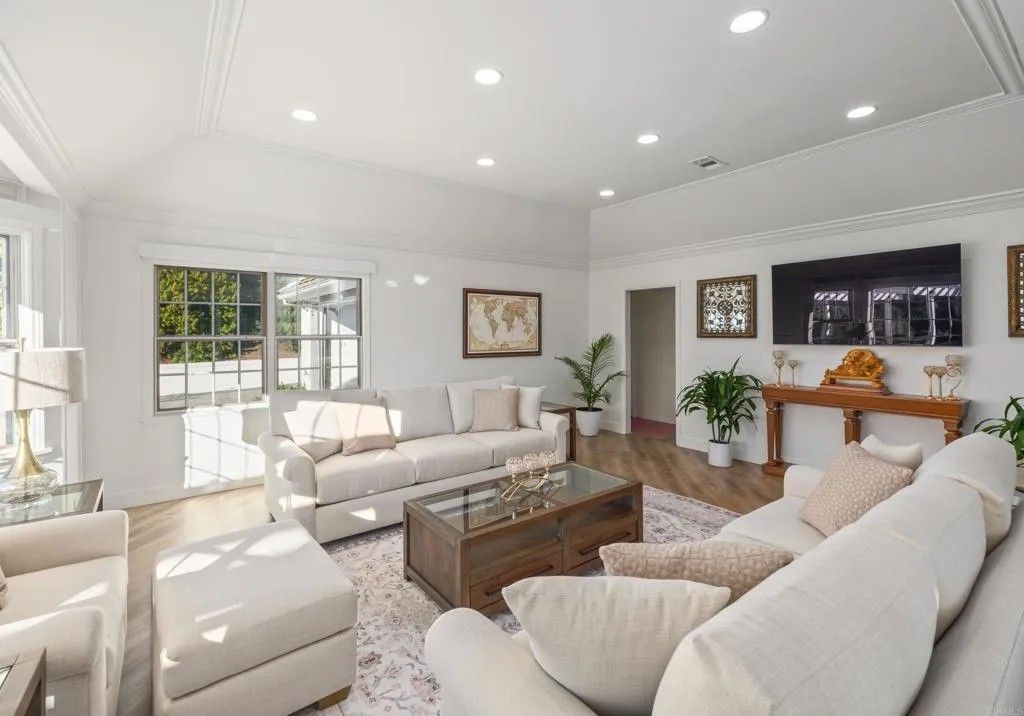 Photo of 9 Country Glen Road, Fallbrook, CA 92028 (MLS # NDP2600714)