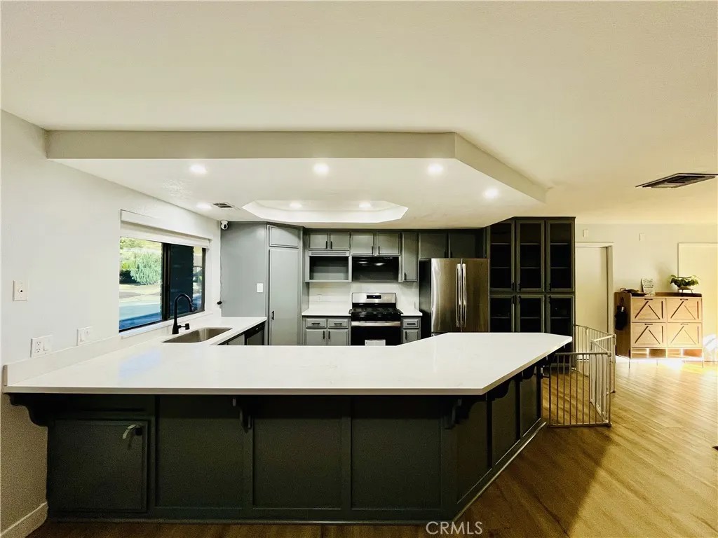 17260 Forest Hills