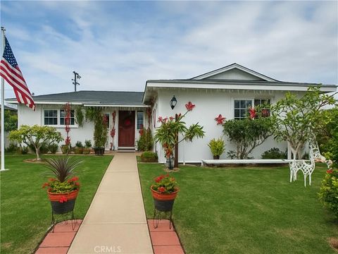 Photo of 1113 San Bernardino Avenue, Pomona, CA 91767 (MLS # TR26012357)