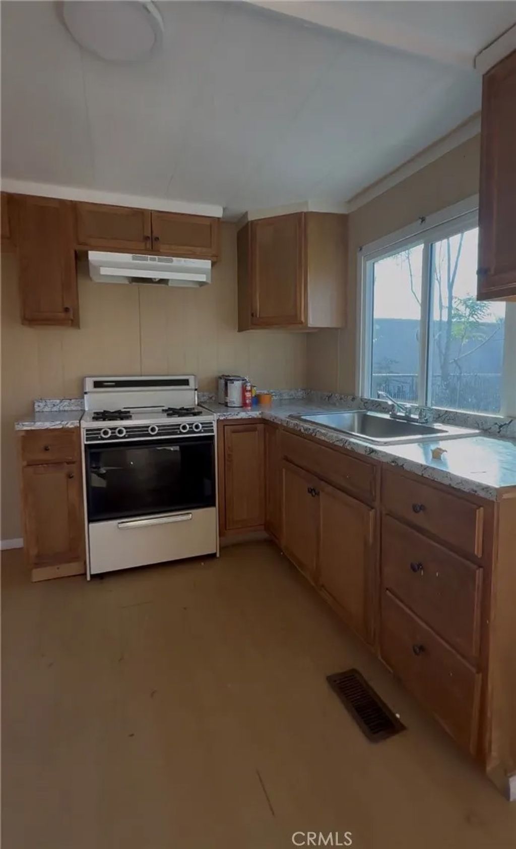 Photo of 1011 W. La Cadena Drive #30, Riverside, CA 92509 (MLS # IV26075253)