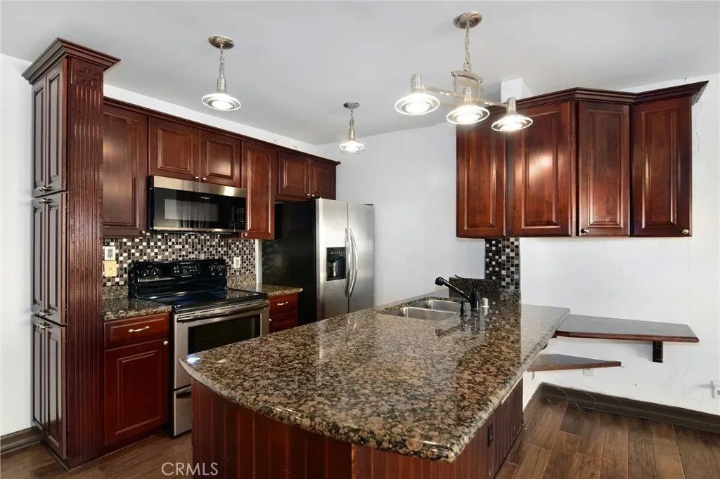 355 S Madison Avenue 310