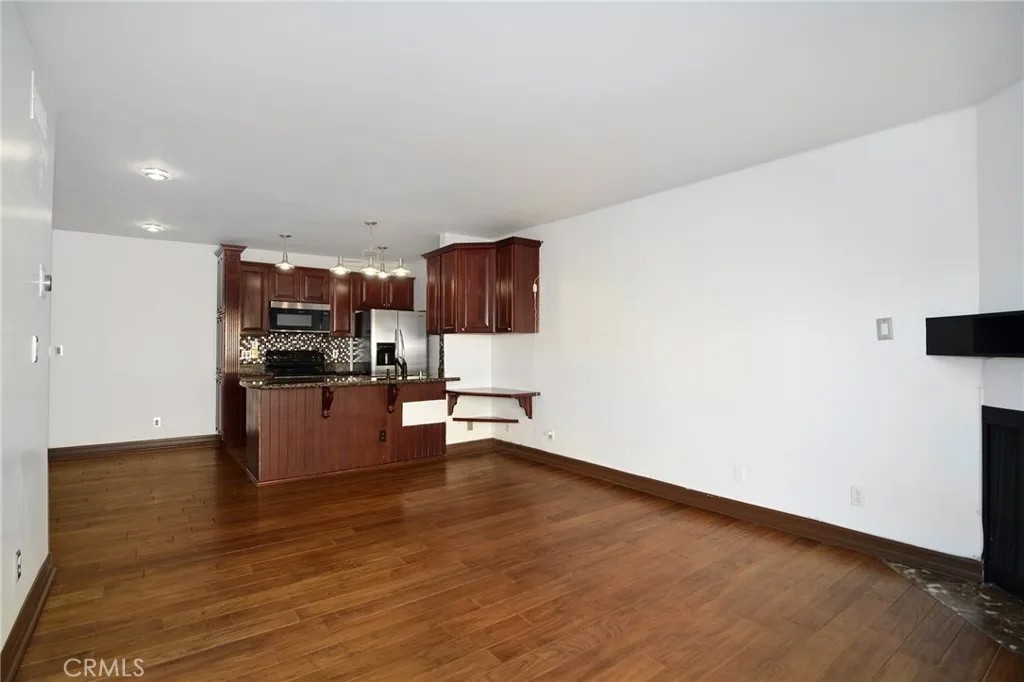 355 S Madison Avenue 310