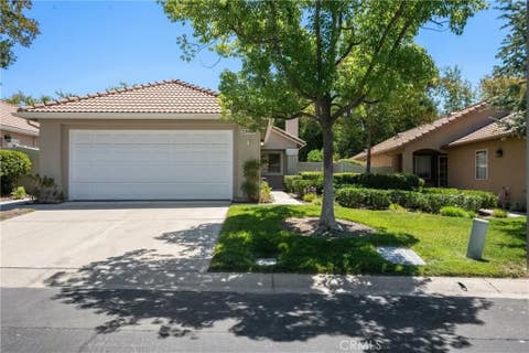 Photo of 23955 Via Astuto, Murrieta, CA 92562 (MLS # OC26161875)