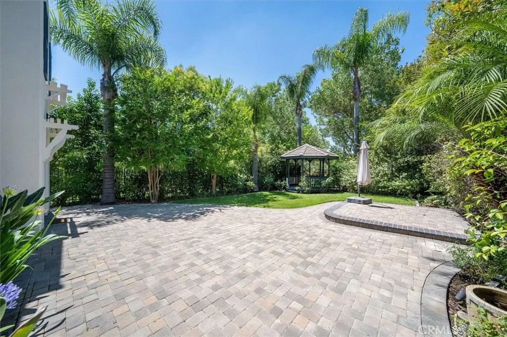 24905 Ironwood