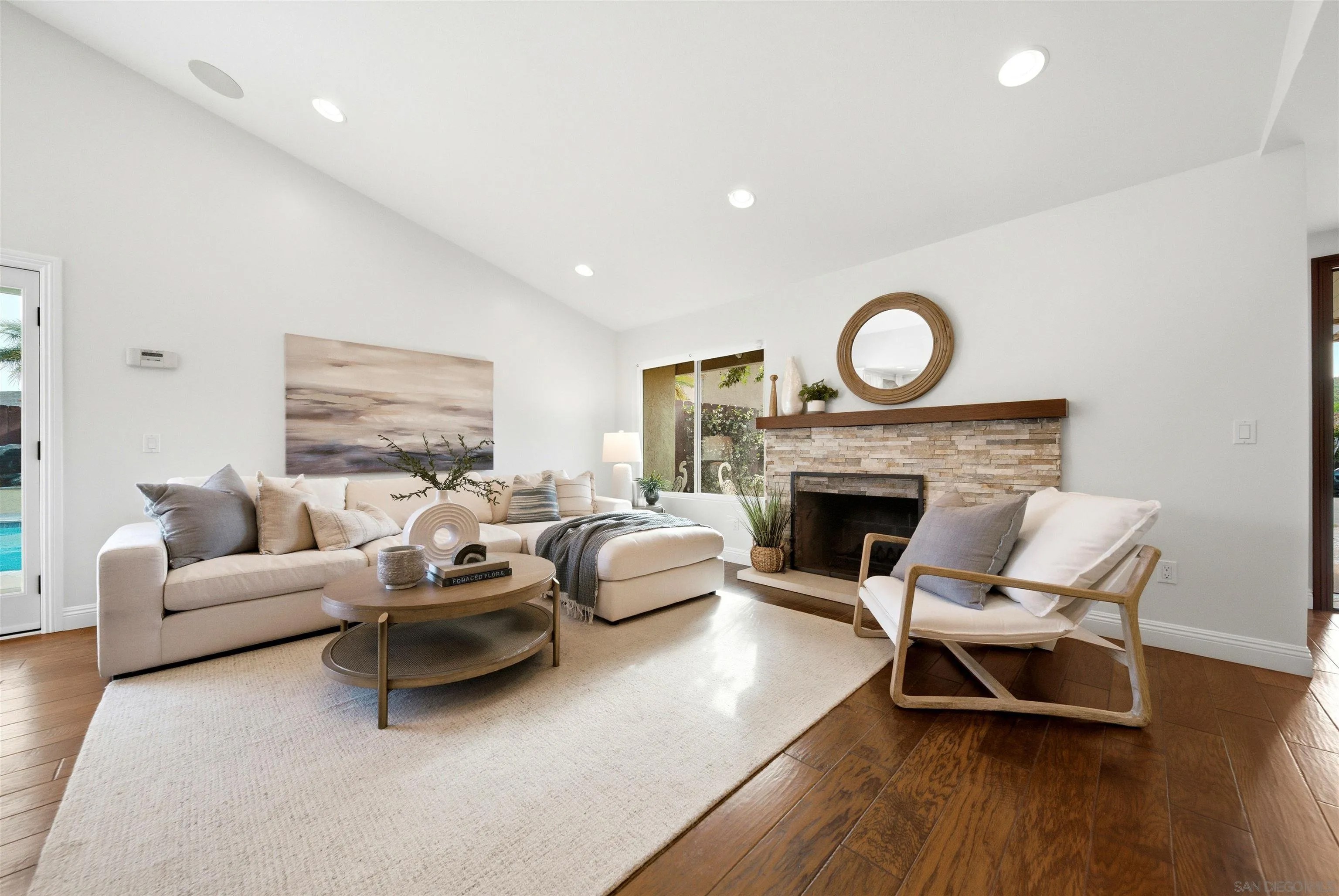 470 Delage Ct