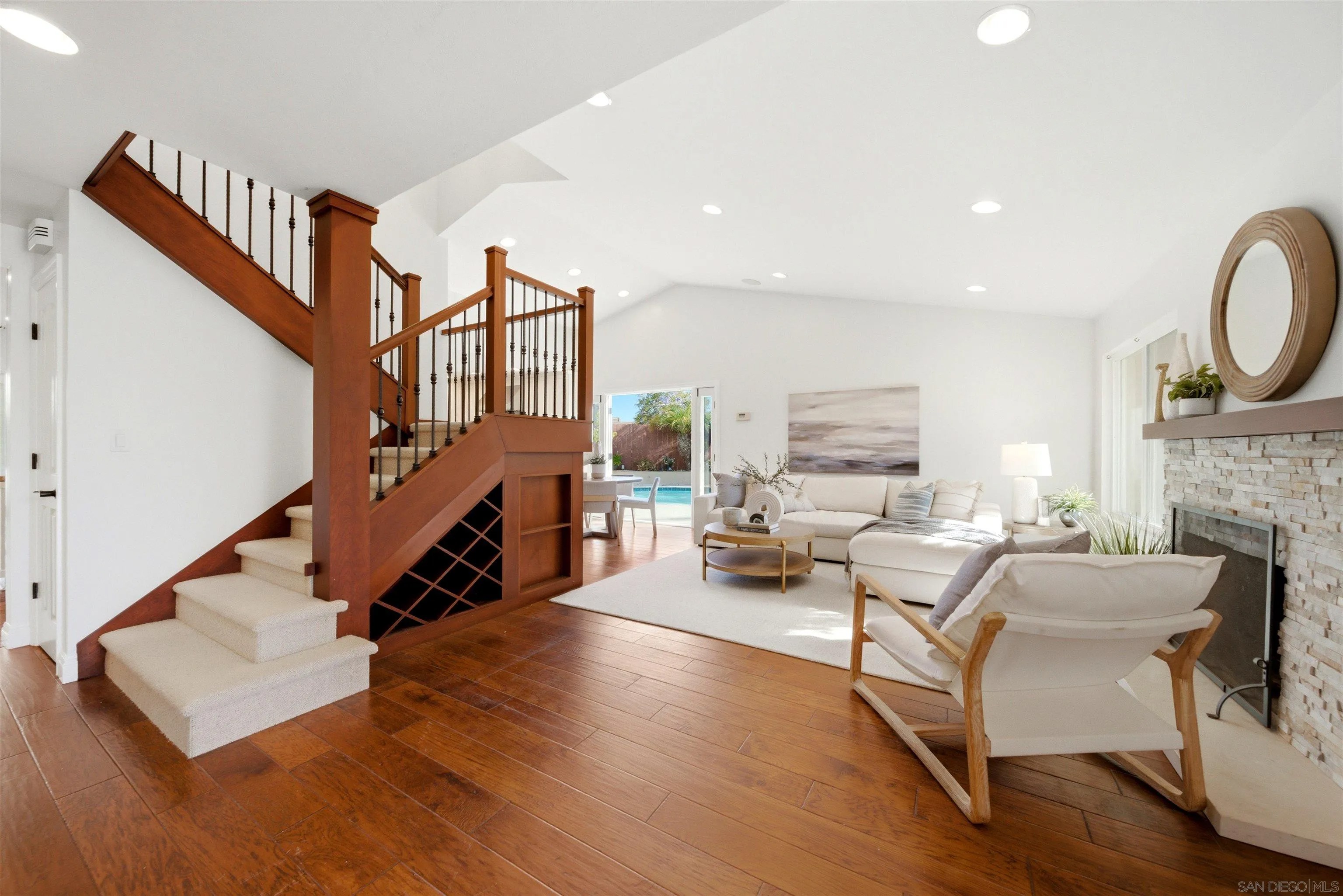 470 Delage Ct