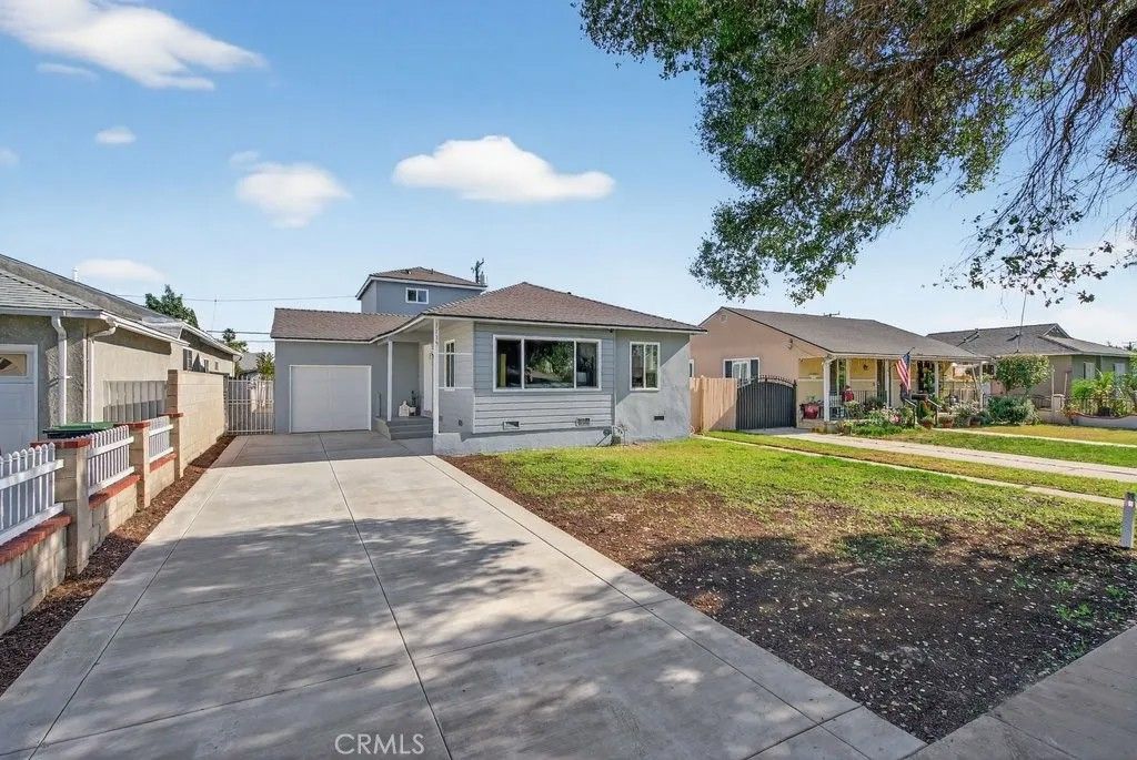 Photo of 1119 Magnolia, Santa Ana, CA 92707 (MLS # PW26011980)