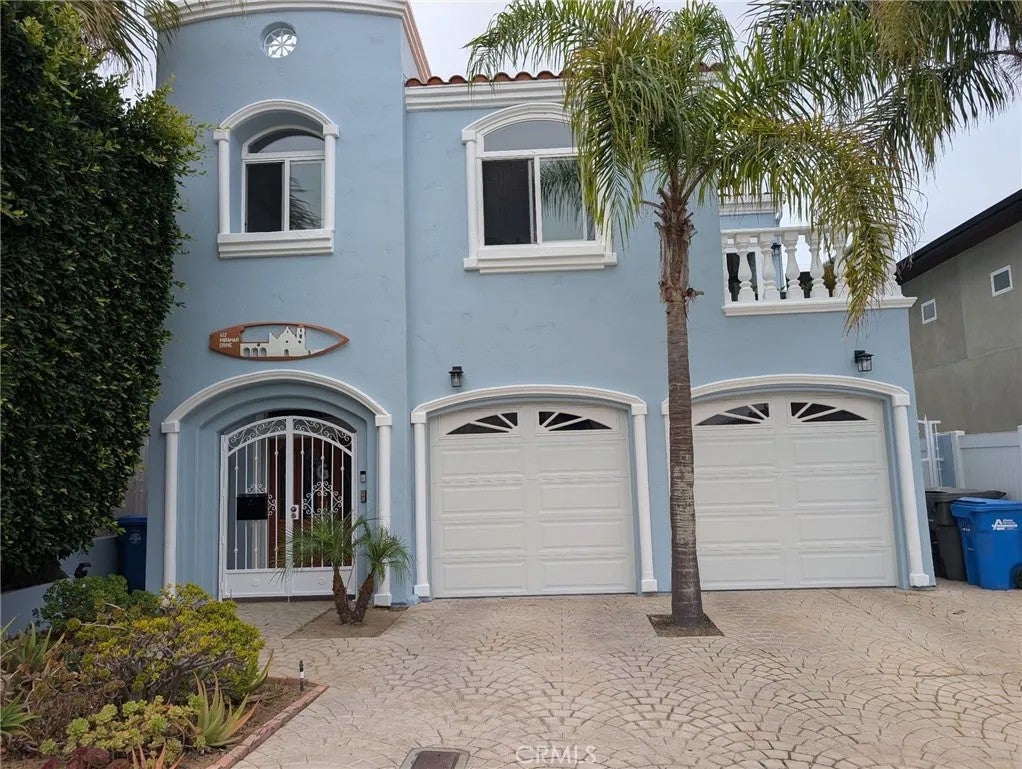 Photo of 412 Miramar Drive, Redondo Beach, CA 90277 (MLS # IN26194678)